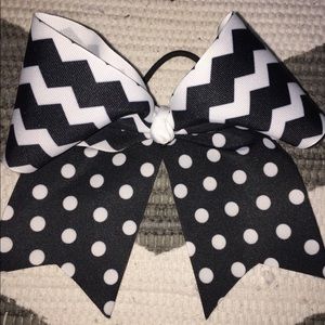 Cheer Bow